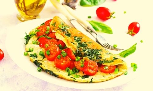omeleta so zihlavou a paradajkami